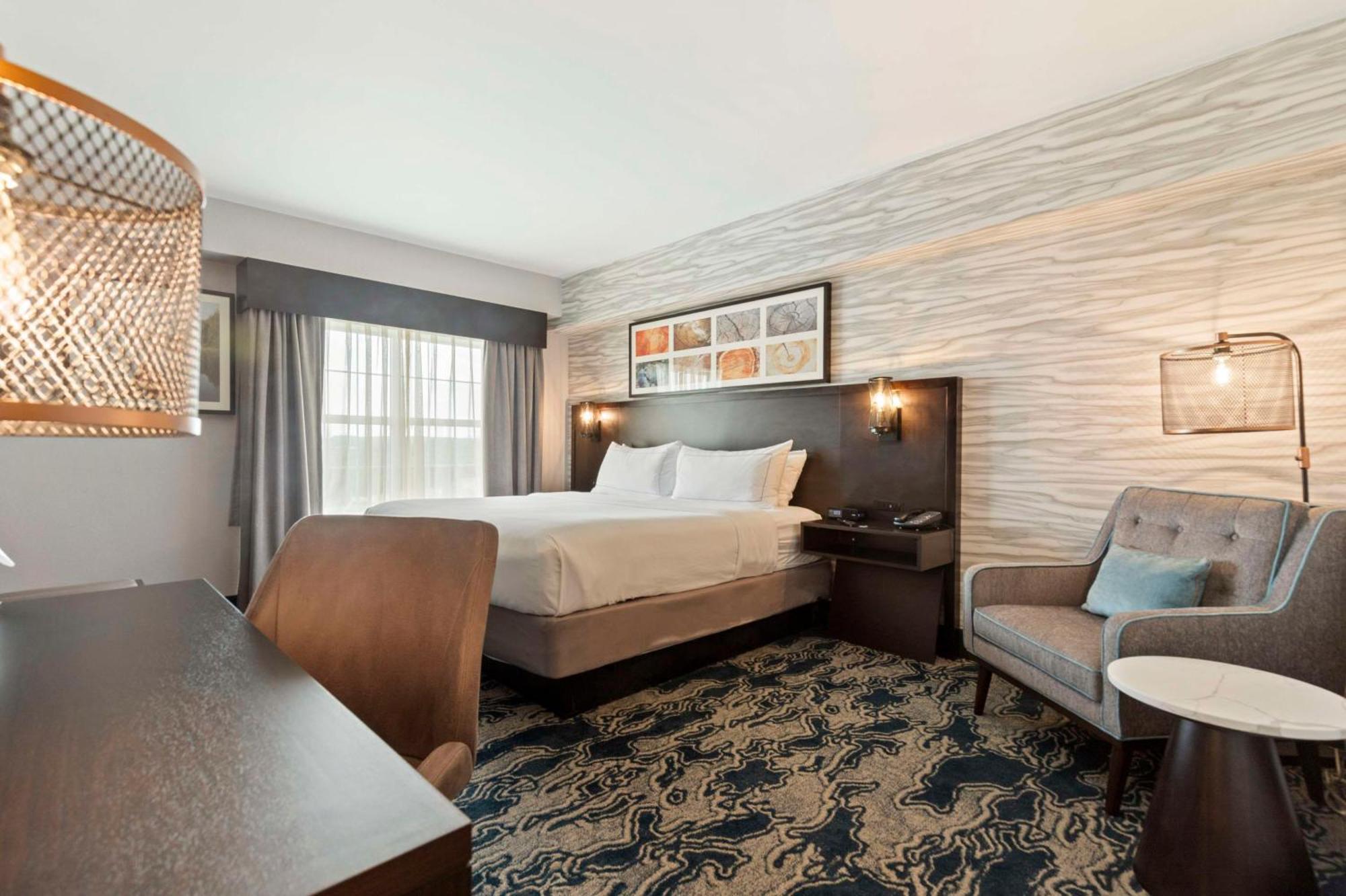 Doubletree By Hilton Front Royal Blue Ridge Shadows Hotel Eksteriør billede