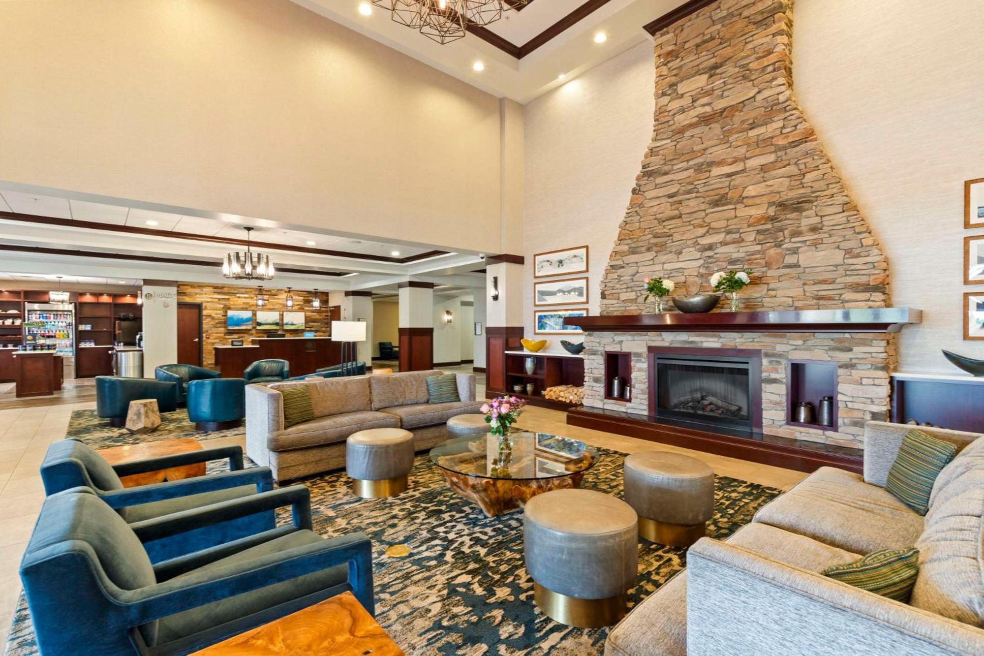 Doubletree By Hilton Front Royal Blue Ridge Shadows Hotel Eksteriør billede