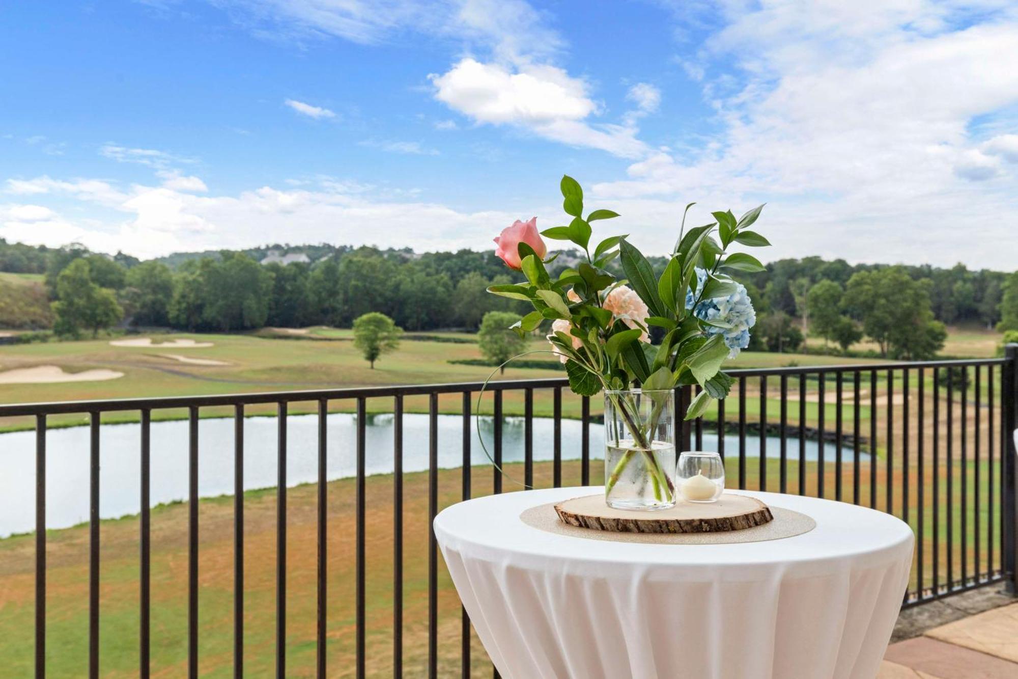 Doubletree By Hilton Front Royal Blue Ridge Shadows Hotel Eksteriør billede